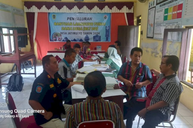 Monev administrasi Desa Jatimulyo