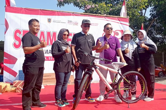 Senam bersama Kecamatan Pedan dalam rangka hari jadi Kabupaten Klaten Yang ke 220 dan HUT RI ke79