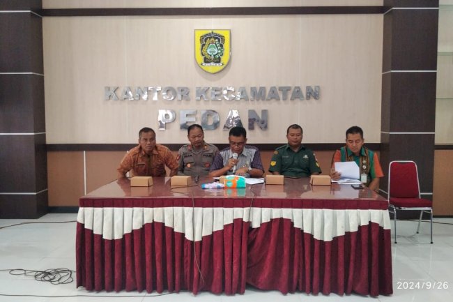Rapat persiapan Sambang warga Bupati Klaten Kecamatan Pedan yang akan dilaksanakan di Desa Kalangan 