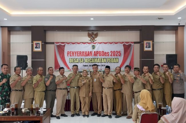 Penyerahan APBDes TA.2025 Desa se- Kecamatan Pedan