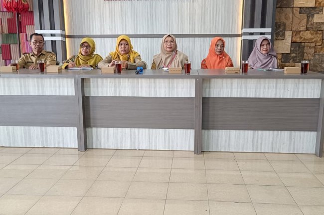 DIAN DHARMA KECAMATAN PEDAN BERGERAK TINGKATKAN KUALITAS GURU TK PERTIWI