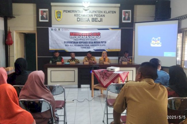 Desa Beji Kecamatan Pedan melaksanakan MUSDESUS (Musyawarah Desa Khusus) Pembentukan Koperasi Desa Merah Putih