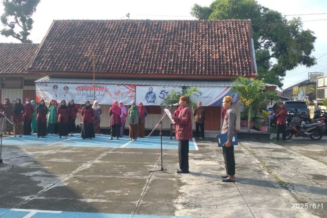 Kecamatan Pedan Melaksanakan Upacara Peringatan Hari Lahir Pancasila 