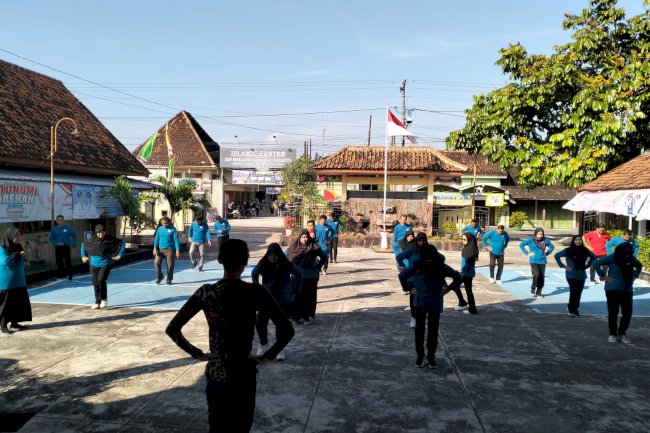 Dalam rangka HAORNAS Kecamatan Pedan mengadakan senam bersama