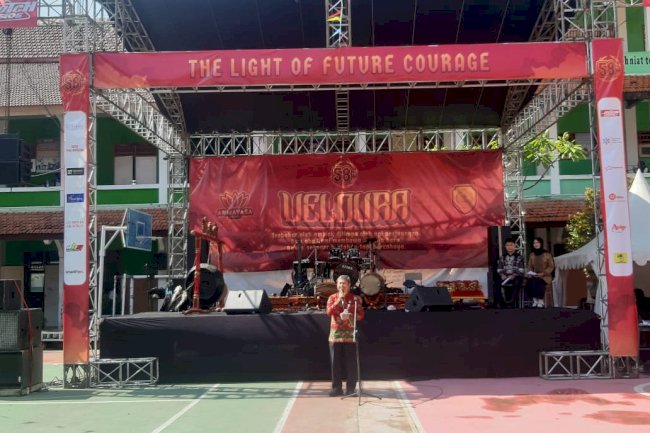 PLT Camat Pedan Menghadiri Ulang Tahun SMK Negeri 1 Pedan 