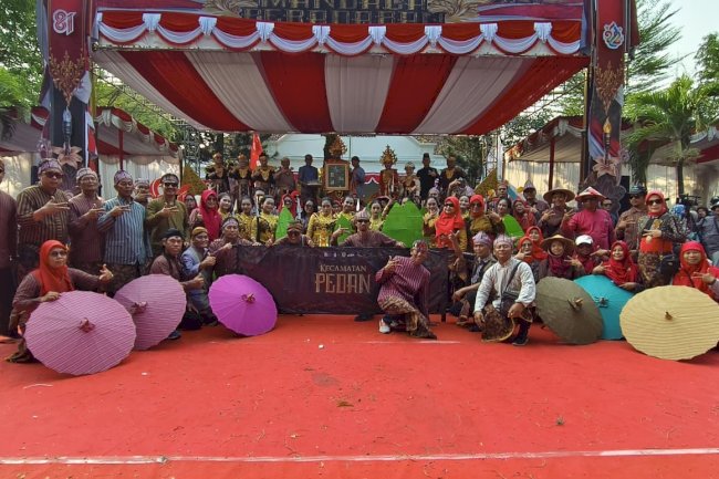 Kecamatan Pedan Mengikuti Karnaval Budaya Di Kabupaten Klaten 