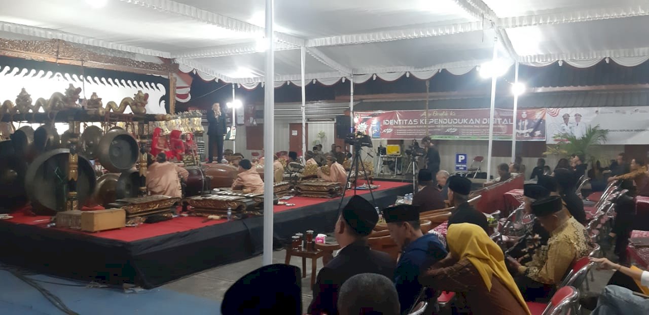 Malam pagelaran wayang kulit dalam rangka kegiatan Hari jadi kota Klaten yang Ke-220 dan Hari ulang tahun Republik Indonesia yang ke-79  Kecamatan Pedan Mengadakan pagelaran wayang Kulit dengan Lakon Gatutkaca Jadi Ratu