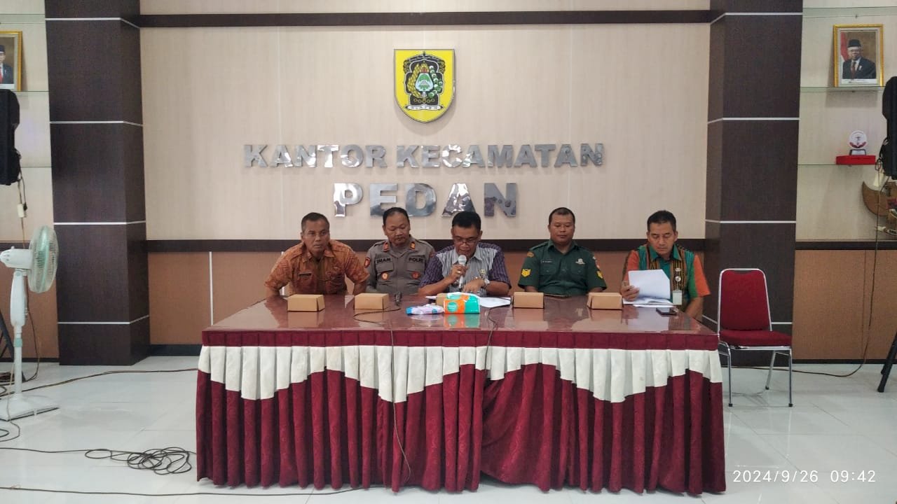 Rapat persiapan Sambang warga Bupati Klaten Kecamatan Pedan yang akan dilaksanakan di Desa Kalangan 