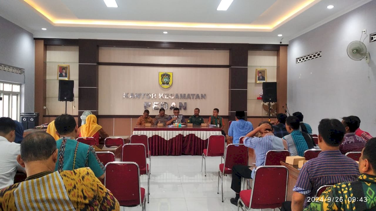 Rapat persiapan Sambang warga Bupati Klaten Kecamatan Pedan yang akan dilaksanakan di Desa Kalangan 