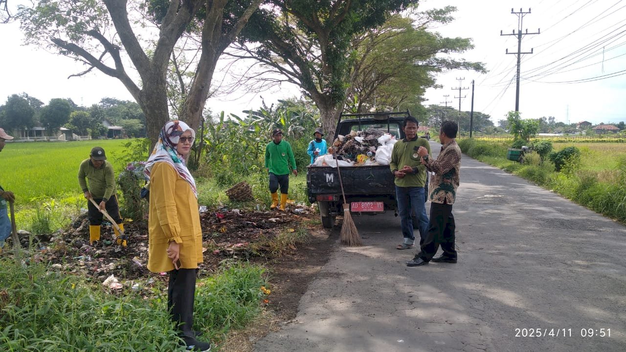 WUJUDKAN PEDAN YANG BERSIH SEHAT CAMAT GENCARKAN MONEV KEBERSIHAN SAMPAH LIAR