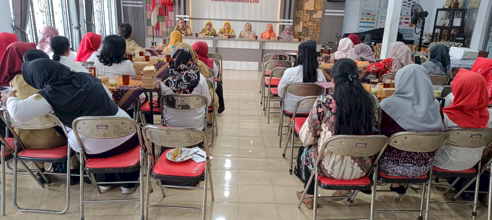 DIAN DHARMA KECAMATAN PEDAN BERGERAK TINGKATKAN KUALITAS GURU TK PERTIWI