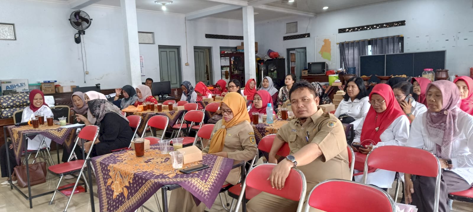DIAN DHARMA KECAMATAN PEDAN BERGERAK TINGKATKAN KUALITAS GURU TK PERTIWI