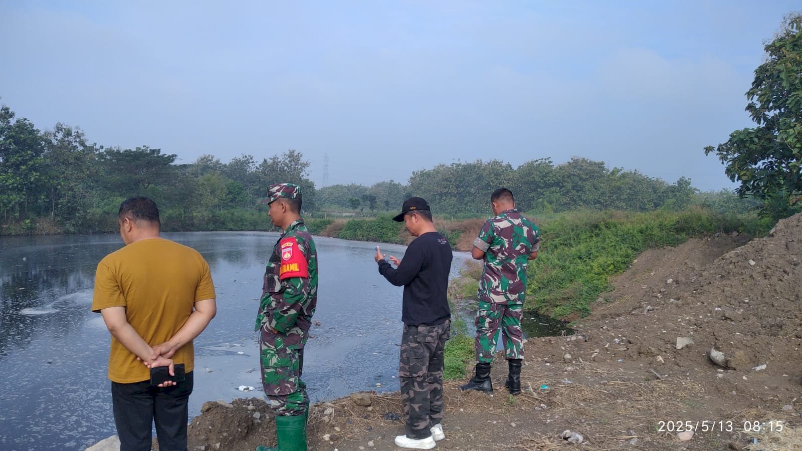 Muspika Kecamatan Pedan dan Kades. Troketon mengadakan Cek TPSA Troketon 