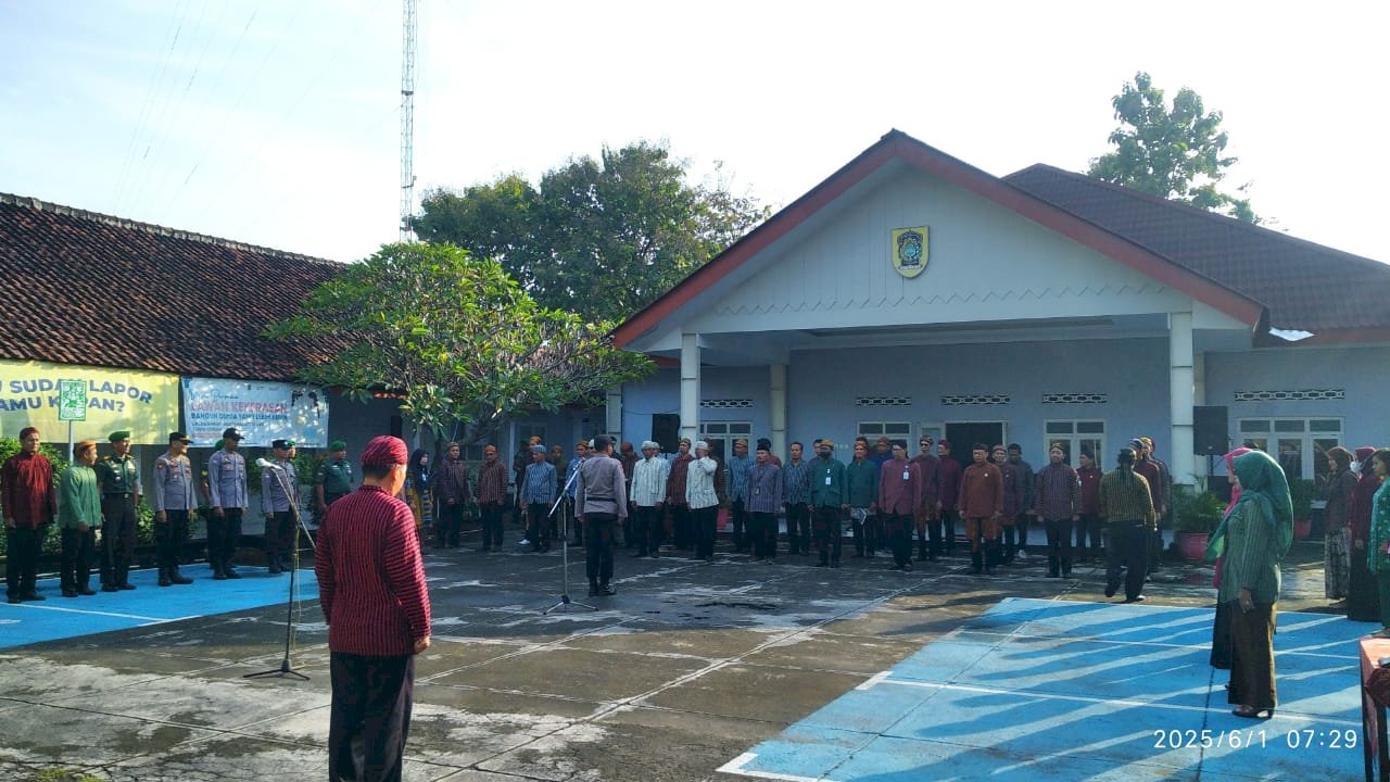Kecamatan Pedan Melaksanakan Upacara Peringatan Hari Lahir Pancasila 