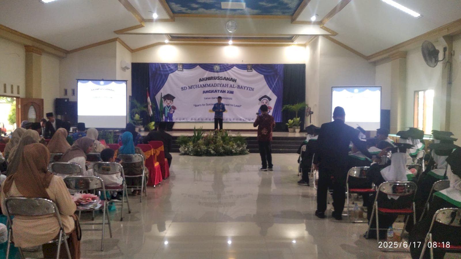 Menghadiri Akhirrusanah SD IT Al Bayyin Muhammadiyah Pedan 