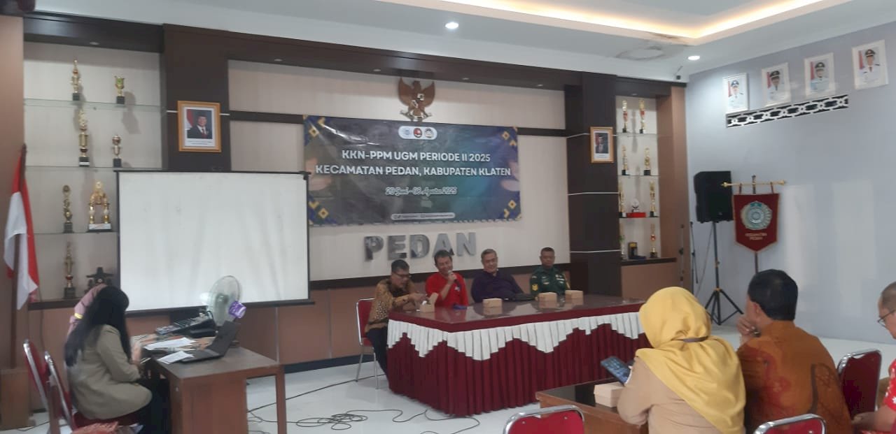 Pelepasan KKN Mahasiswa UGM di Kecamatan Pedan 