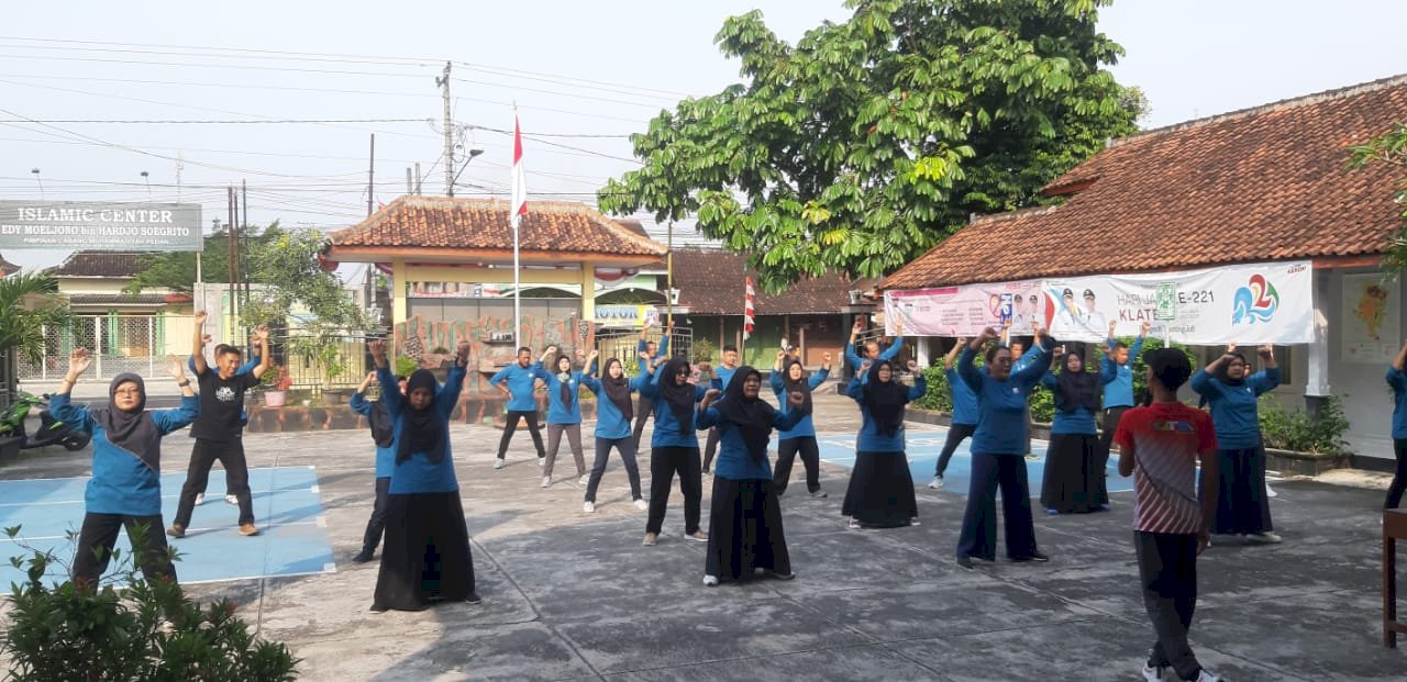 Senam Bersama Karyawan ASN Kecamatan Pedan 