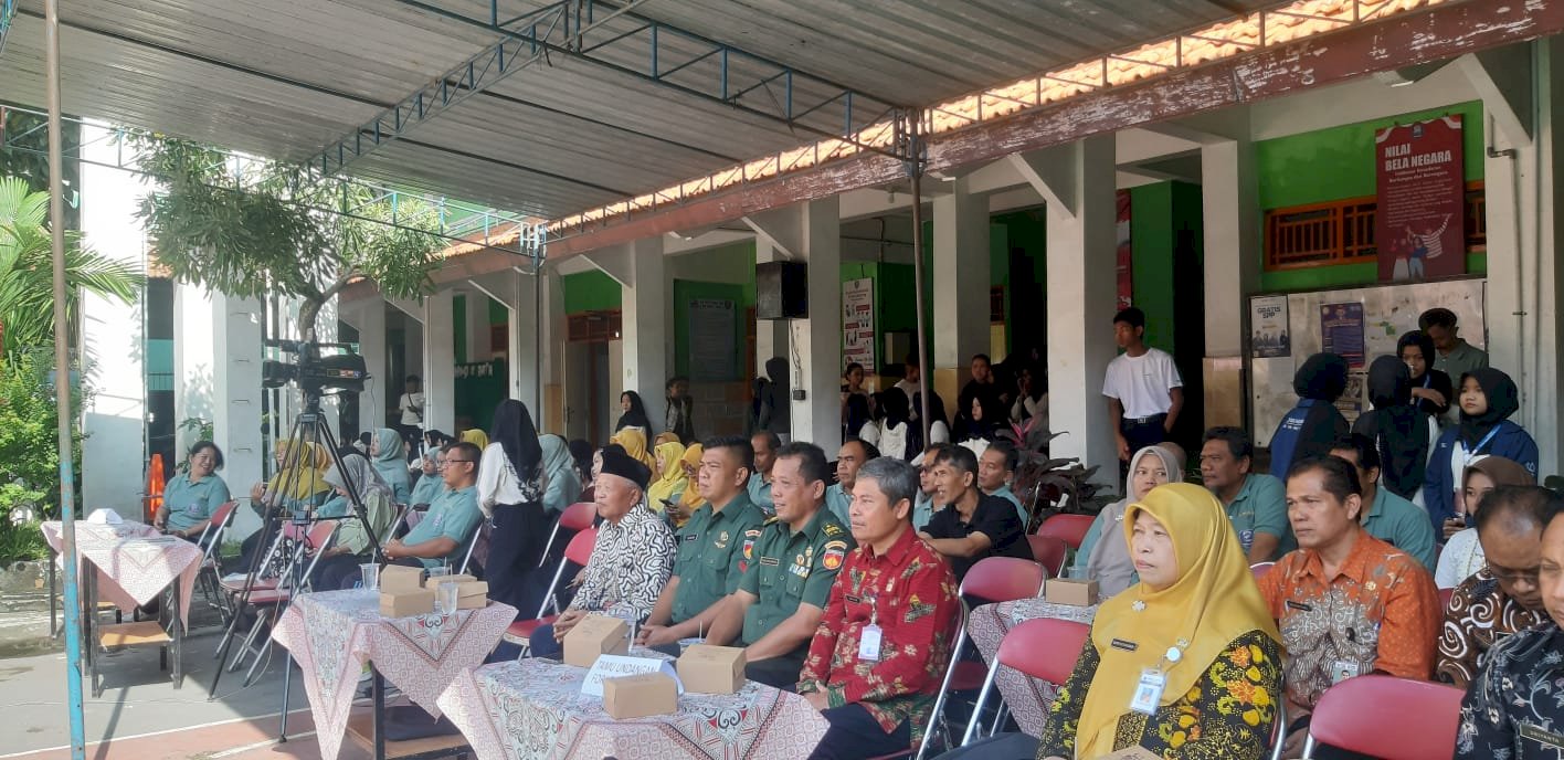 PLT Camat Pedan Menghadiri Ulang Tahun SMK Negeri 1 Pedan 