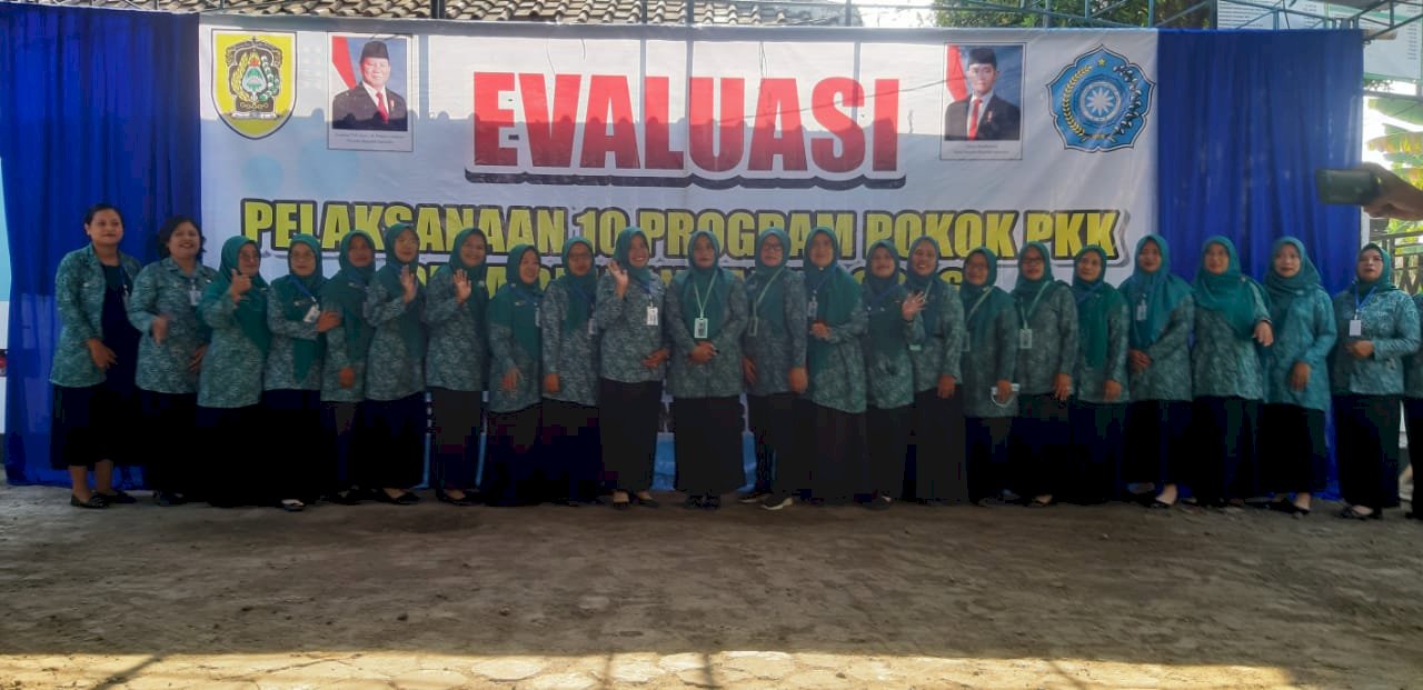 Evaluasi 10 Program Pokok PKK OLeh TPPKK Kabupaten Klaten Kepada Desa Sobayan dan Desa Bendo Kecamatan Pedan